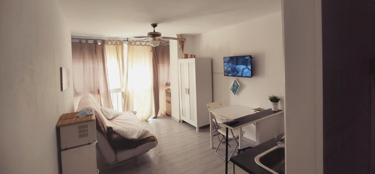 Estudio En Playamar Apartment Torremolinos Bagian luar foto